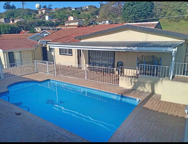 3 BEDROOM HOUSE FOR SALE IN BLUFF
